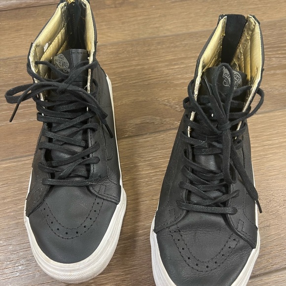 Womens High-Top Leather Vans - Picture 2 of 7